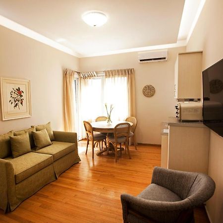 Bentzi Boutique Apartment 4 アテネ エクステリア 写真