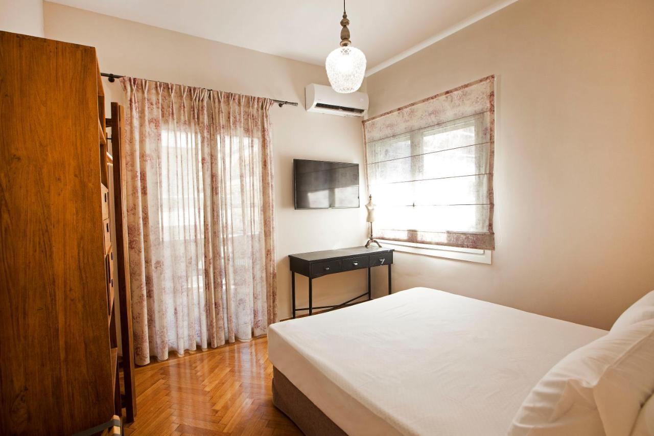 Bentzi Boutique Apartment 4 アテネ エクステリア 写真