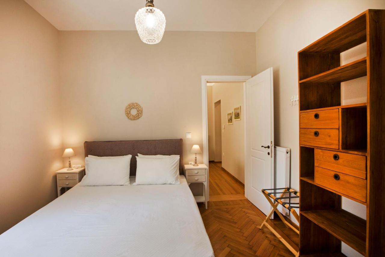 Bentzi Boutique Apartment 4 アテネ エクステリア 写真