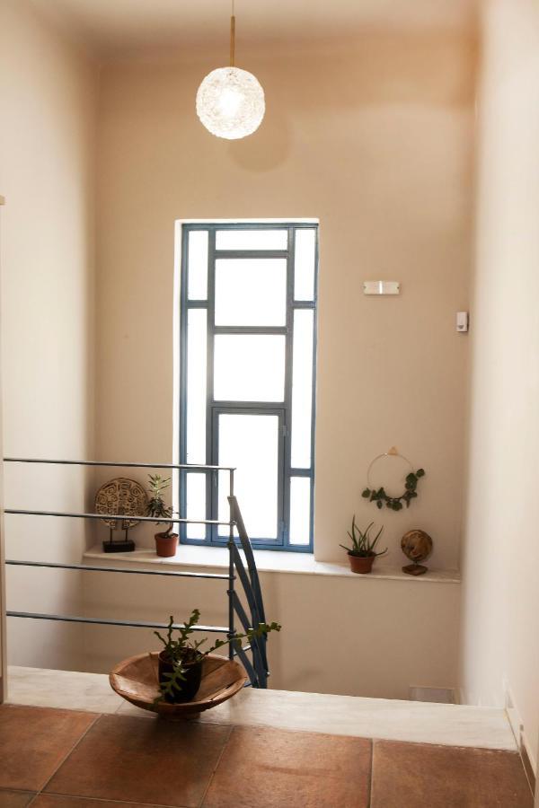 Bentzi Boutique Apartment 4 アテネ エクステリア 写真